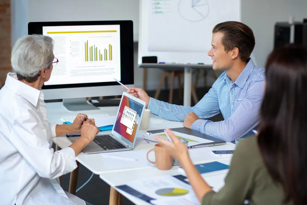 ¿Cómo elegir un ERP para una mediana empresa? 1 erp-mediana-empresa