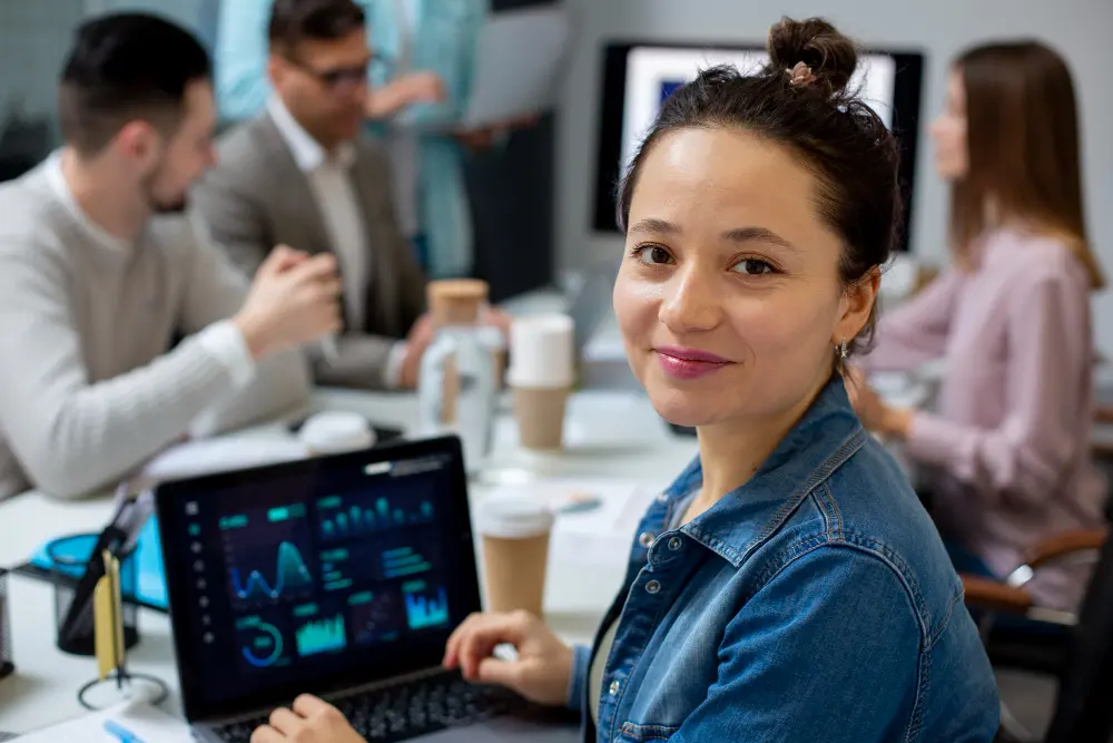 ¿Cómo elegir un ERP para una mediana empresa? 4 consejos-escoger-erp-en-empresa-mediana