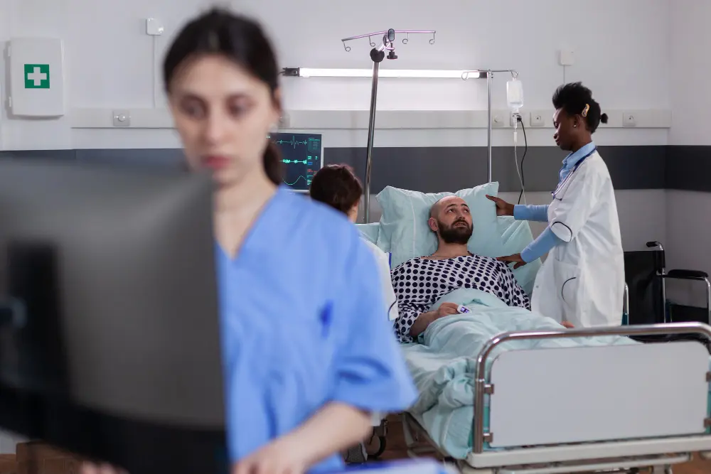 Crisis hospitalaria: causas, impacto y cómo la tecnología mejora la gestión en salud 1 crisis-hospitalarias-que-son